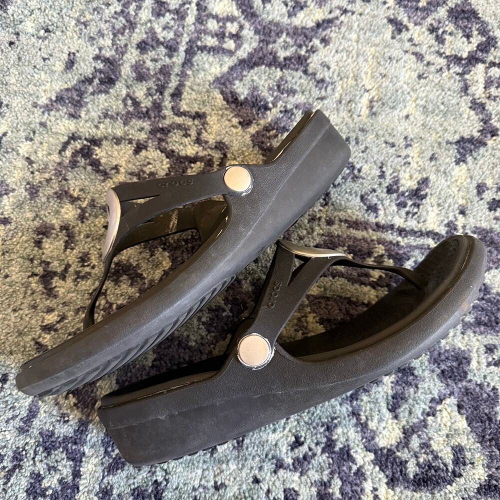 Black Women’s Crocs Light Wedge Rubber Thong Sandals with Silver Ring Detail - Picture 4 of 8